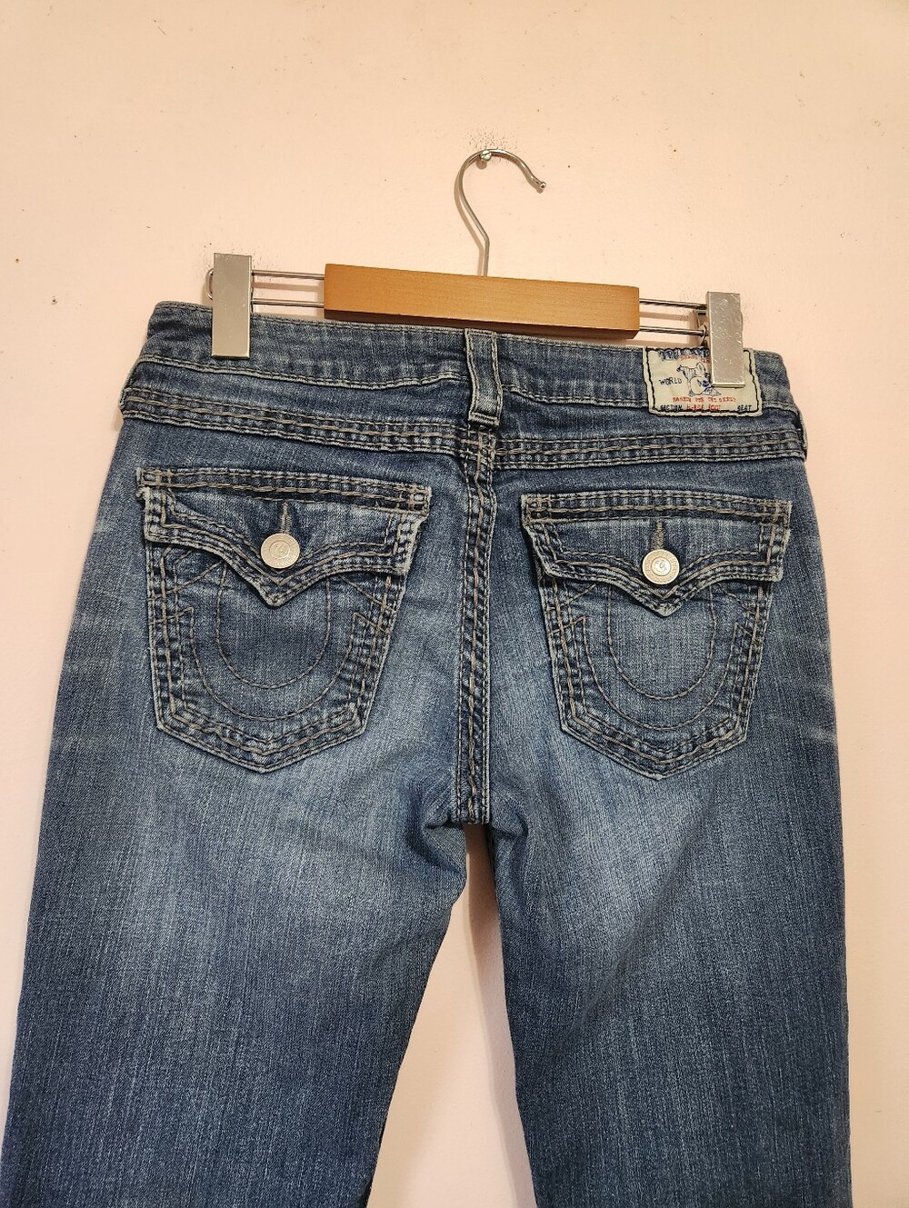 True Religion Y2K Thick Stitch Flap Pocket Bootcut Jeans Medium Wash Size 28 - Picture 4 of 11